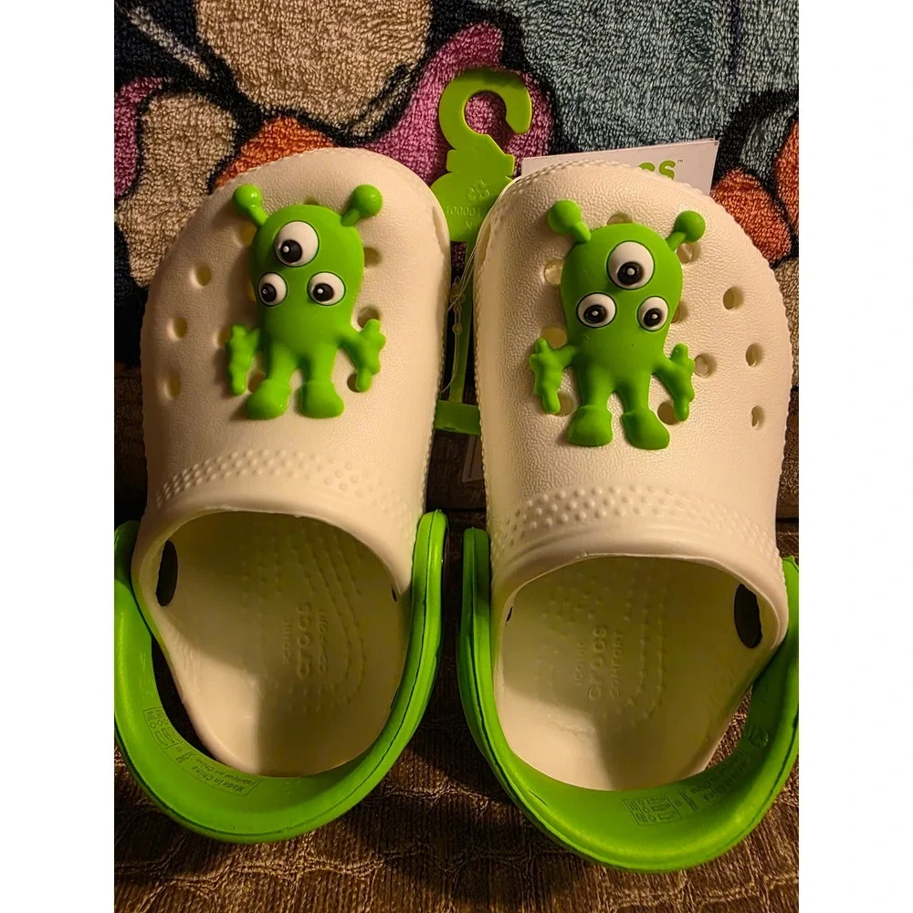 Crocs‎ Classic Glow Alien Clog T Toddler Size C5 White Lime Green 208653-90H NEW